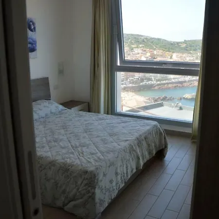 Daire Miramare 10 - 6 Posti