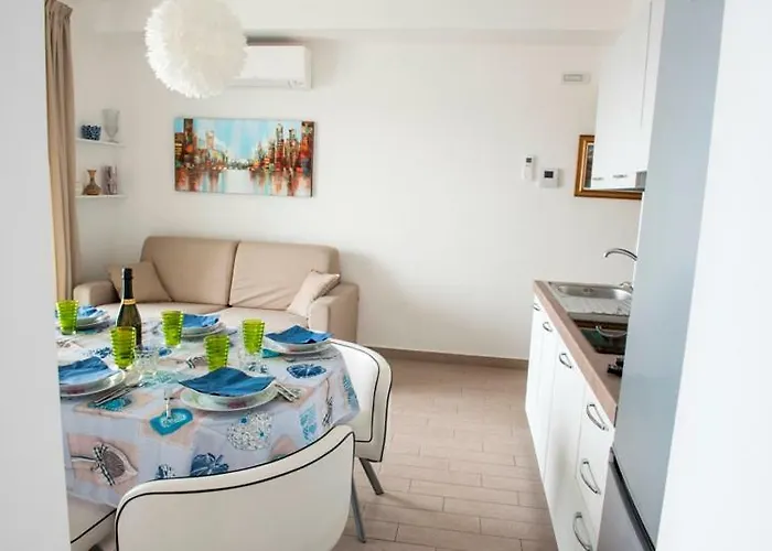 Miramare 10 - 6 Posti Apartamento