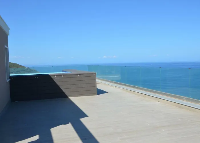 Miramare 10 - 6 Posti