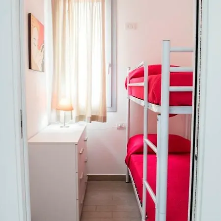 Miramare 10 - 6 Posti كاستيلساردو