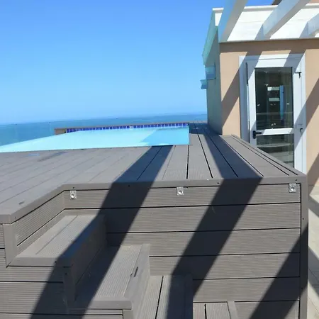 Miramare 10 - 6 Posti شقة *